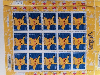 (30 €)Lots de 4 planches de timbres pokemon