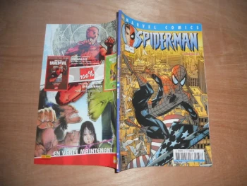 Spider-Man N° 37 : " Jour De Gloire " ( Variant Cover / Couverture Alternative : Couverture 2/2 )TBE