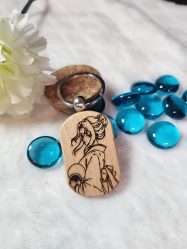 Porte-clés bois « fille kimono »