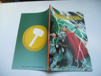 Marvel Heroes ( Edition Variant ) N° 7 : Zone Verte 1700 Exemplaires Panini Marvel TBE