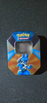 Pokebox pokemon vide, Lucario V