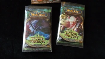 2x Boosters WoW TCG :  'La Porte des Ténébres', éd. UDC 2007 FR