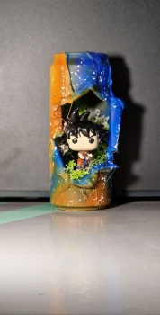 Canette recyclée mini diorama Goku Funko Pop dragon ball