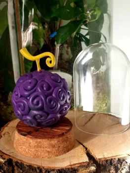 Diorama Fruit du Démon Gumo Gumo  one piece sous cloche