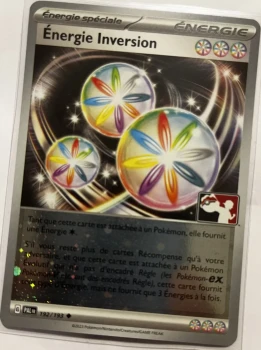 Carte promo Pokémon Énergie Inversion Cosmo Holo 192/193