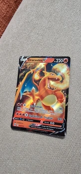 Carte Pokémon Dracaufeu V