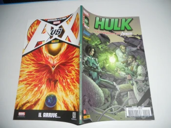 Hulk N° 2 Une Nouvelle Vie Panini Comics - 01/08/2012 TBE