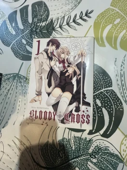 Bloody cross tome 1 à 10