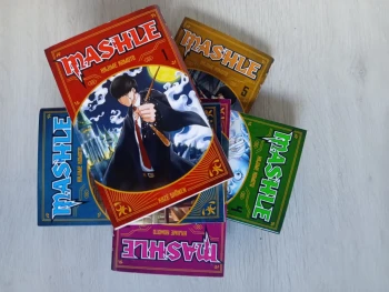 📚Lot de manga MASHLE T1-5
