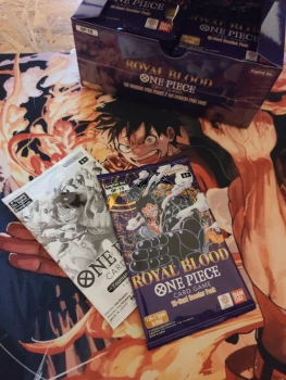 2 Boosters neufs One Piece 🥰 dont 1 exclusif tournois!!