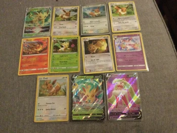 Lot de 10 cartes Pokémon Évoli Évolitions plus bonus