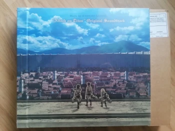 Attaque des Titans S1 OST Deluxe 3LP Vinyles Translucide Fumée Noire – Neuf sous blister