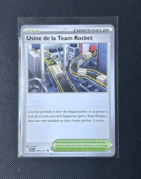 Carte Pokémon - Usine de la Team Rocket 203/217 - Héros Transcendants