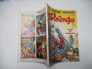 strange N° 103 avec poster attaché lug TBE