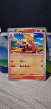 Carte Pokémon Crocogril Écarlate et Violet