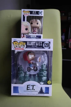 lot 2 figurines Pop - E.T.