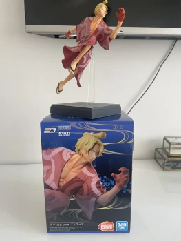 Figurine one piece