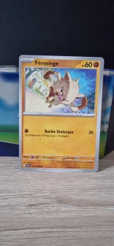 Carte Pokémon Férosinge Écarlate et violet