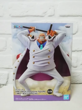 Figurine One Piece Monkey D. Garp Magazine Figure Special Color banpresto