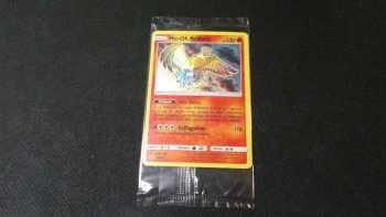 Carte Pokémon : 'Ho-Oh Brillant SM70 scellée', Promo S&L 2017 FR