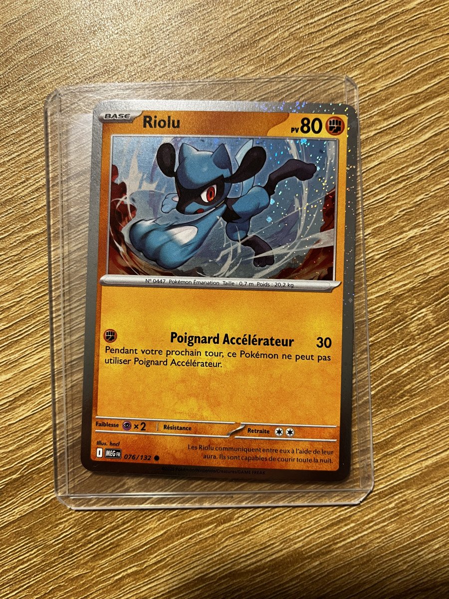 Carte promo Pokemon Riolu 076/132 Cosmo Holo