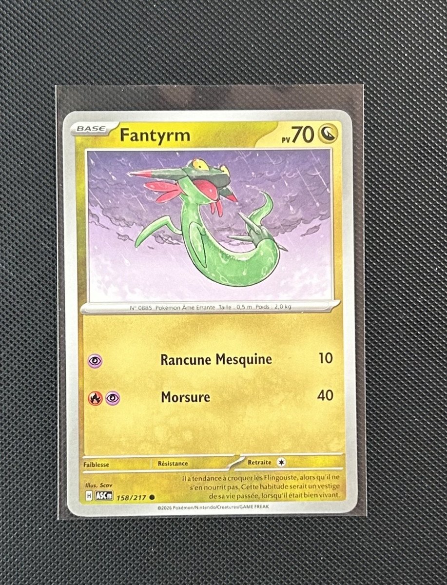 Carte Pokémon - Fantyrm 158/217 - Héros Transcendants