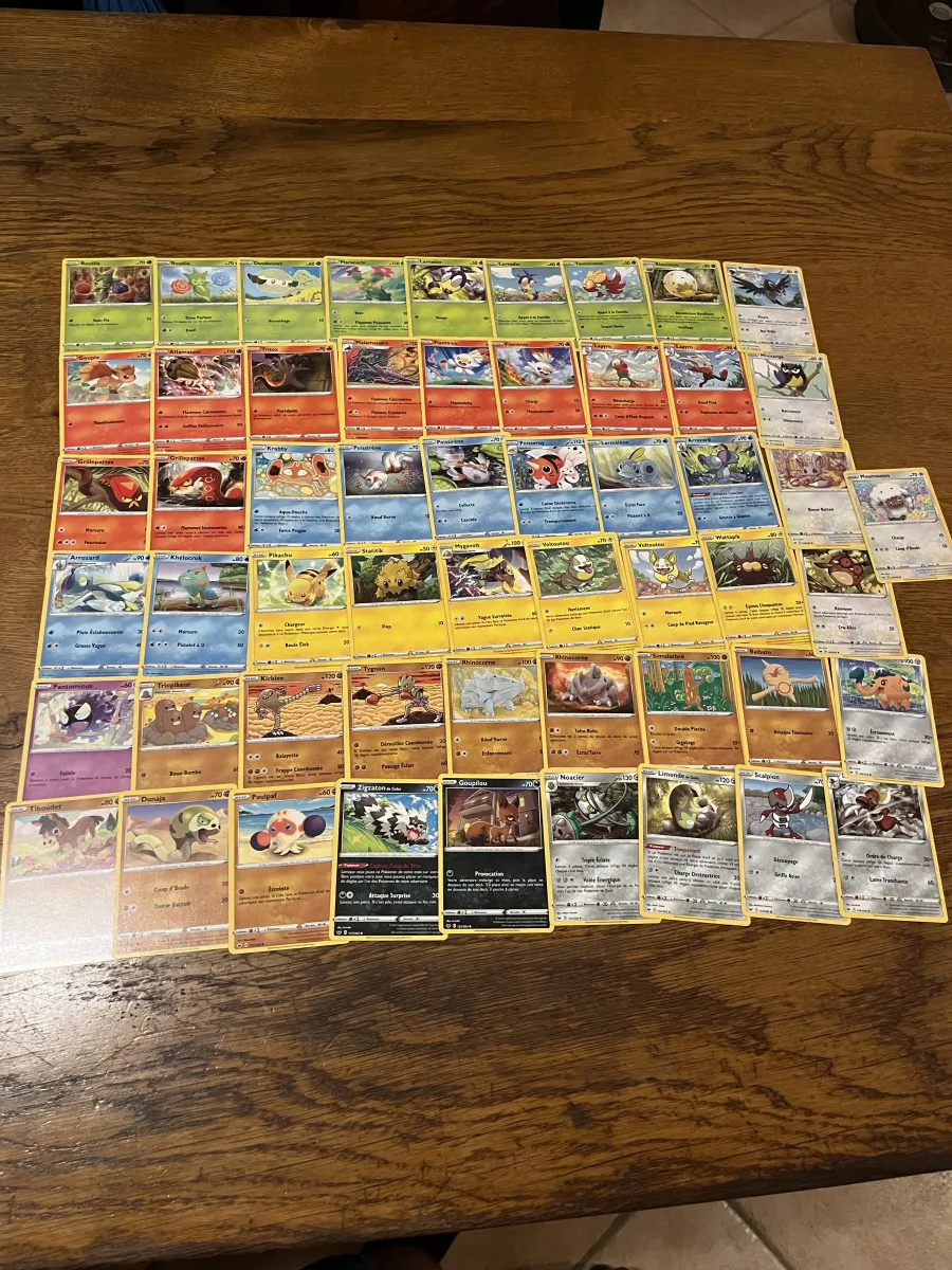 Lot de 72 cartes Pokémon