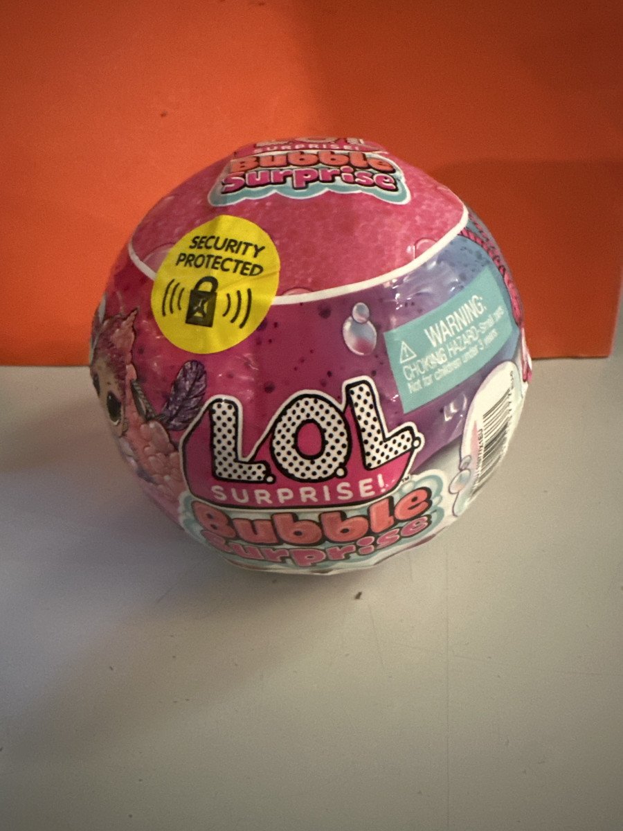 Boule lol surprise bubble neuf