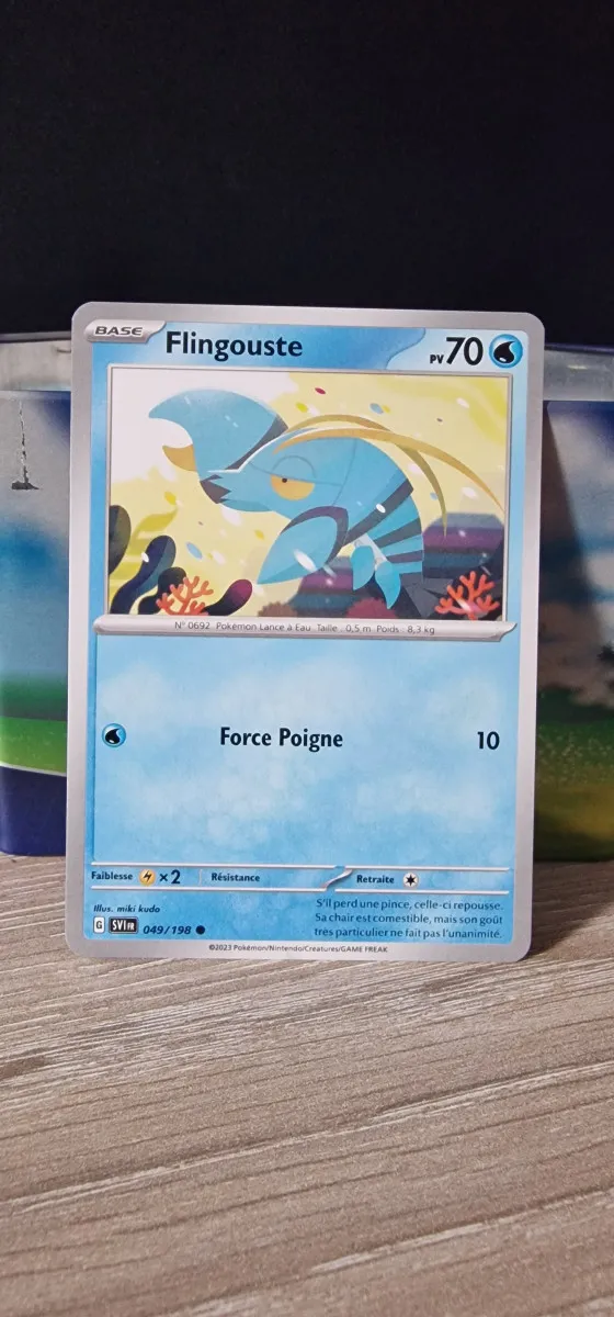Carte Pokémon Flingouste Écarlate et violet