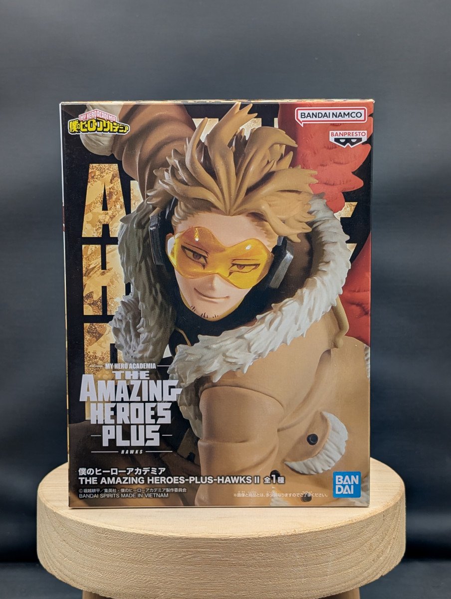 My Hero Academia - Hawks- The Amazing Heroes Plus (Banpresto)