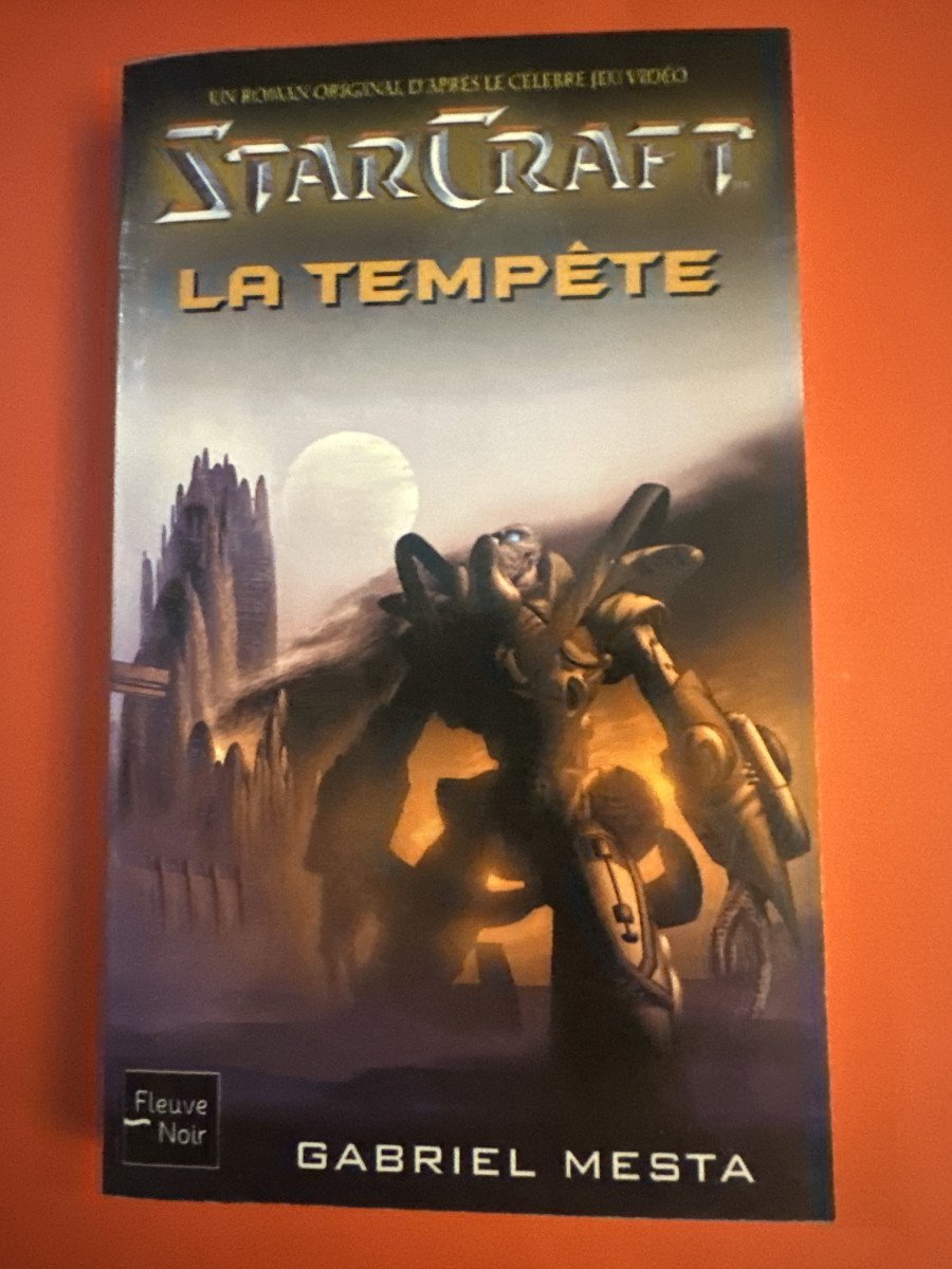 Livre star craft la tempête