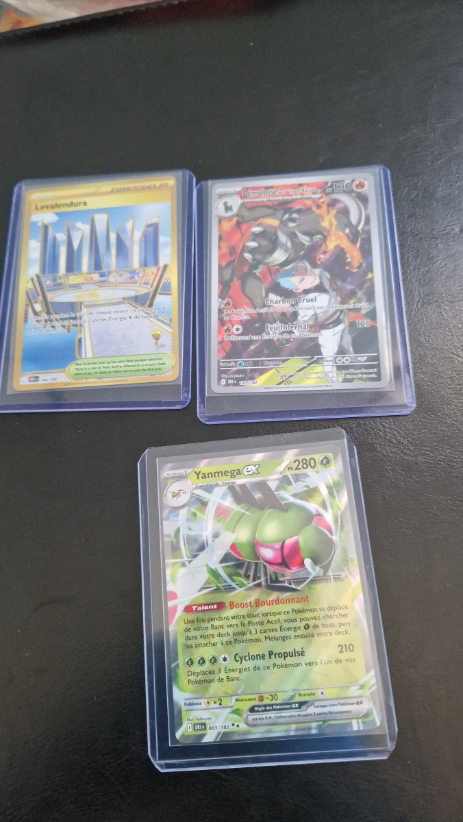 Lot ev10 carte pokemon