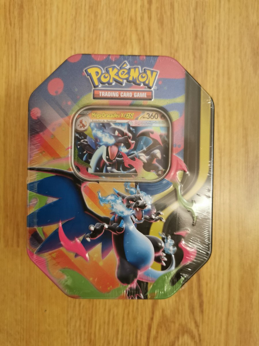 Pokémon : Boîte Méga-Dracaufeu – Méga-Dracaufeu X-ex (4 boosters et 1 Carte Promo Brillante) Neuf Non Déballé