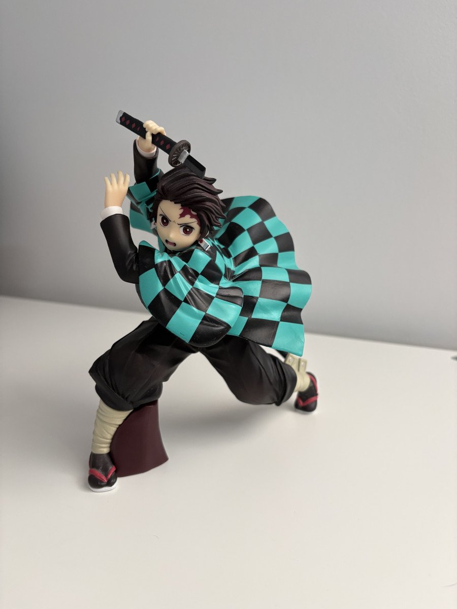 FIGURINE DEMON SLAYER KIMETSU NO YAIBA - TANJIRO KAMADO ICHIBANSHO UNBREAKABLE HEART AND SWORD