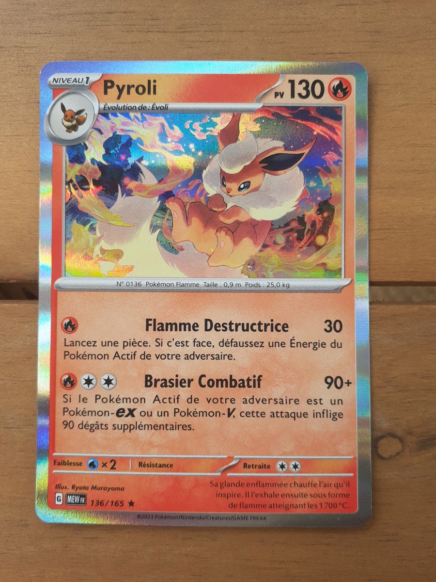 Carte Pokémon Pyroli holographique 136/165 EV3.5 Série 151 MEW - Neuve