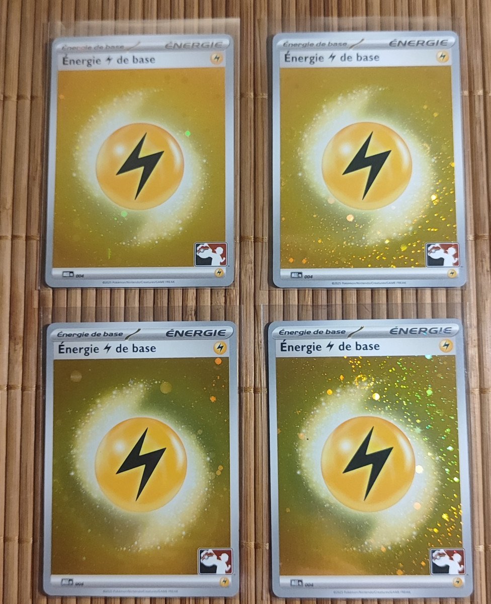 Lot d'énergie MEE (méga évolution) - Holo - Stamp Play fr