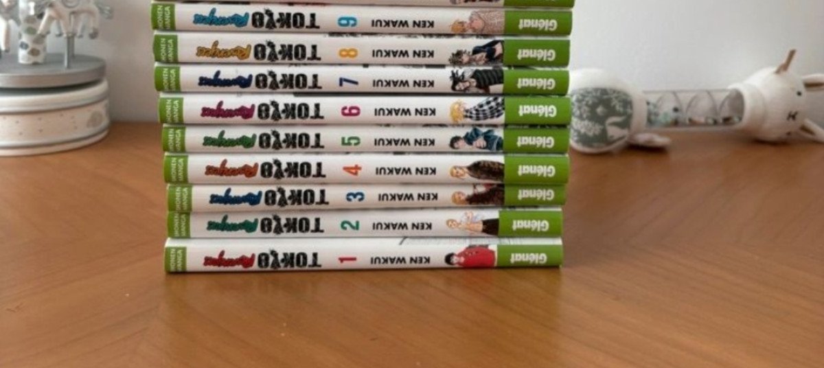 Tokyo revengers tome 1 à 9 ( option d'achat tome 18 collector sous blister)
