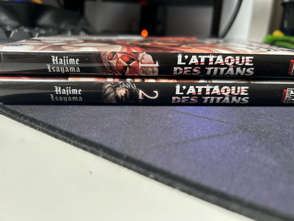 Lot « l’attaque des Titans »