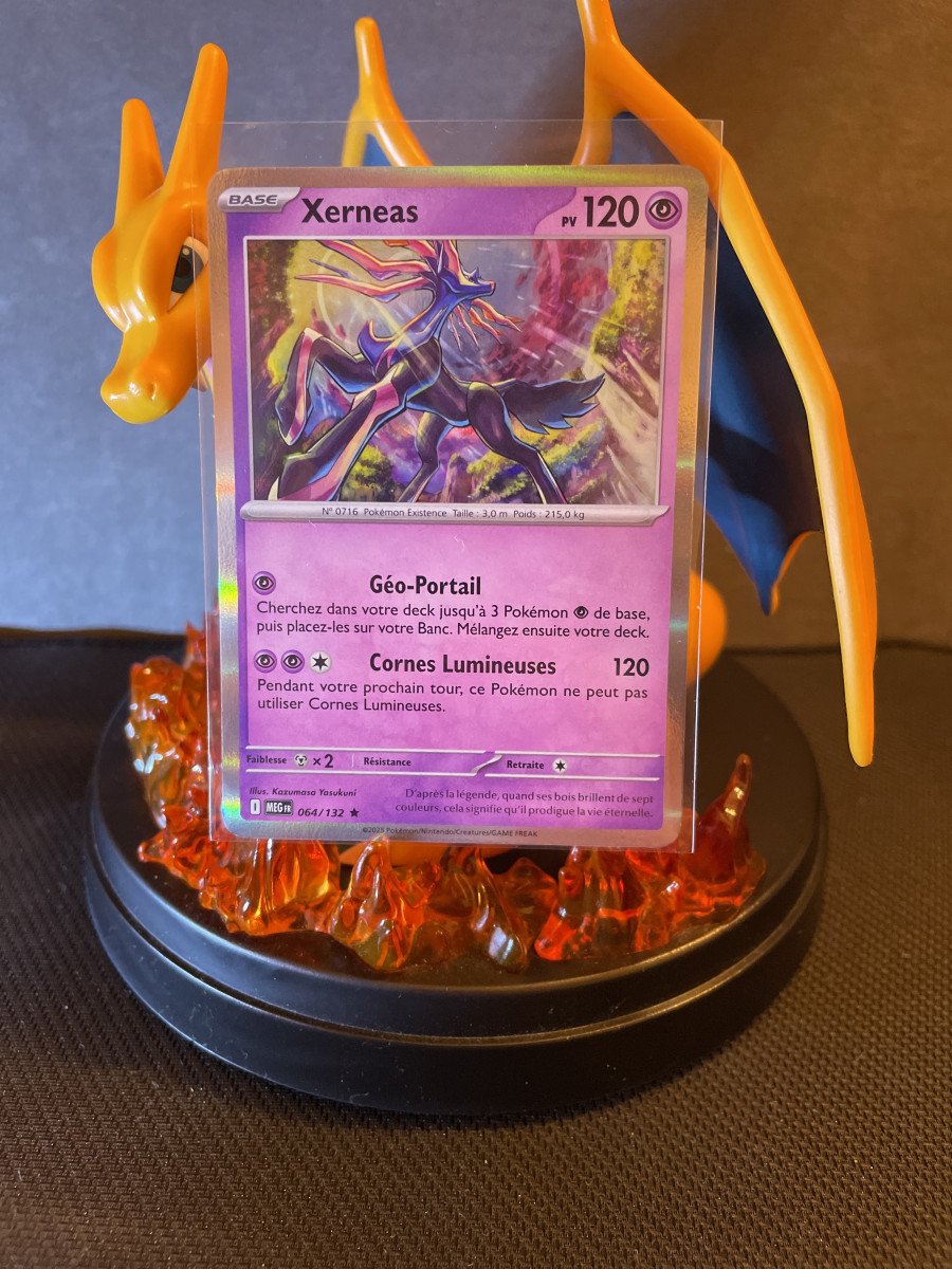 Carte Pokémon - XERNEAS 064/132 - Holo - Méga évolution
