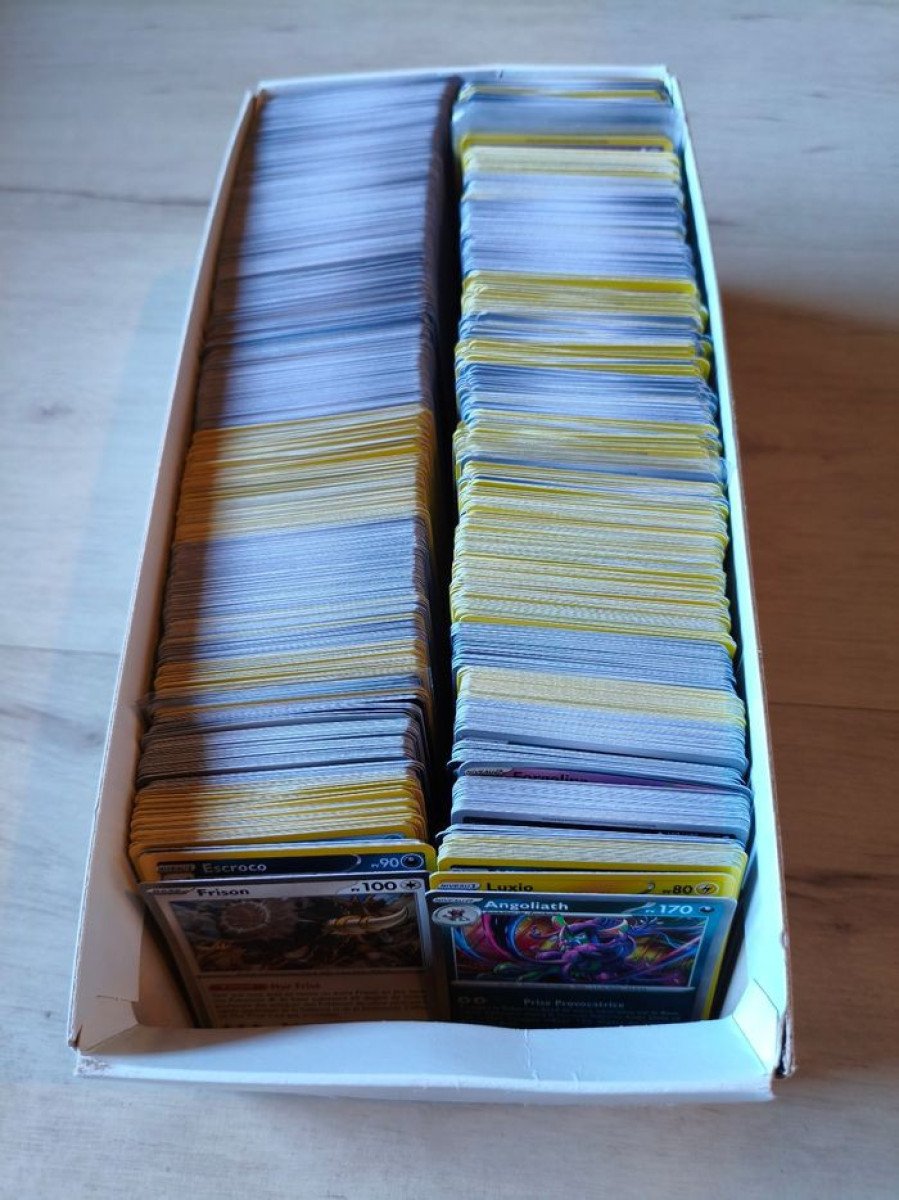 100 cartes Pokémon