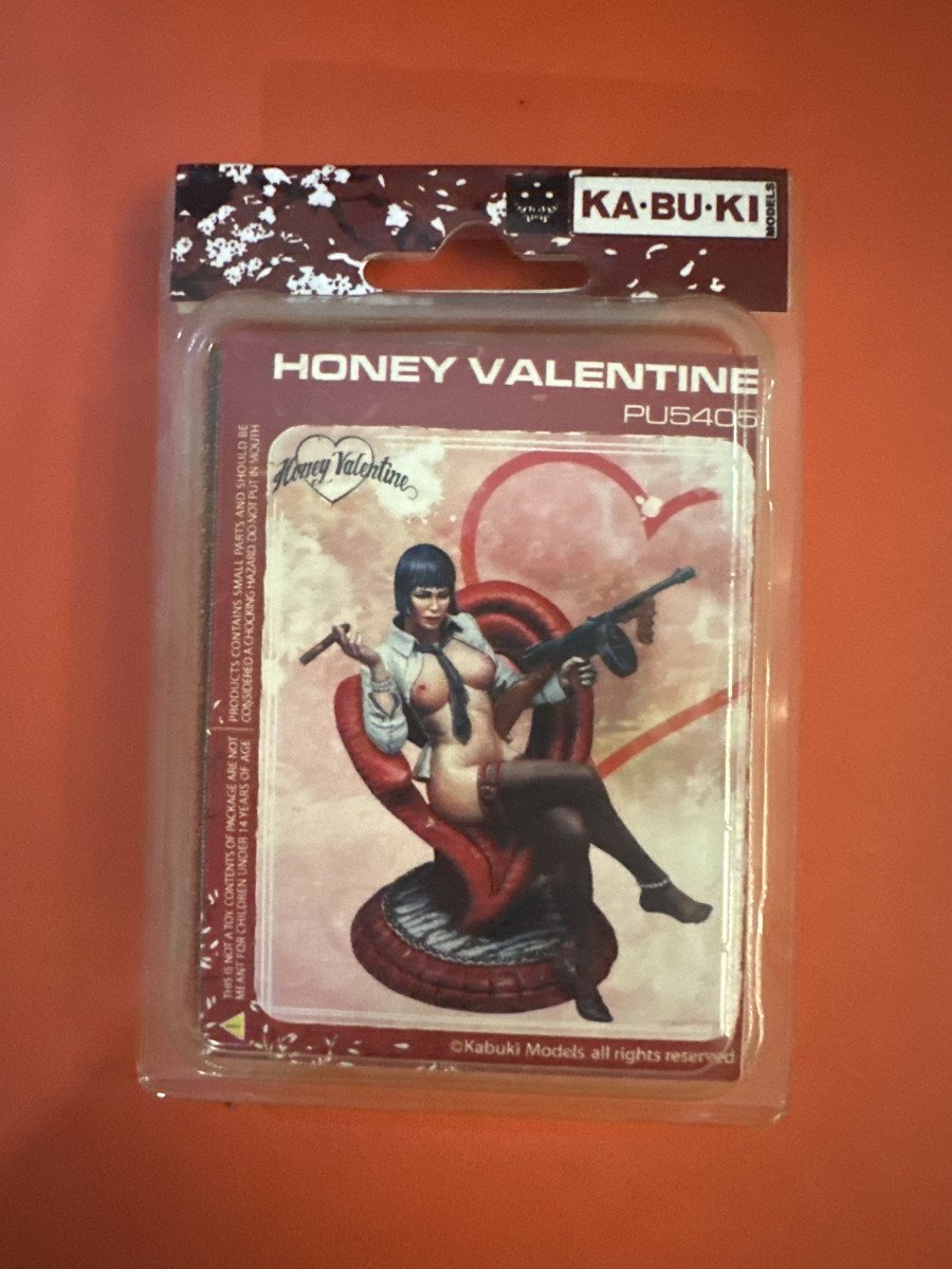 Blister figurine résine honey Valentine kabuki models neuf