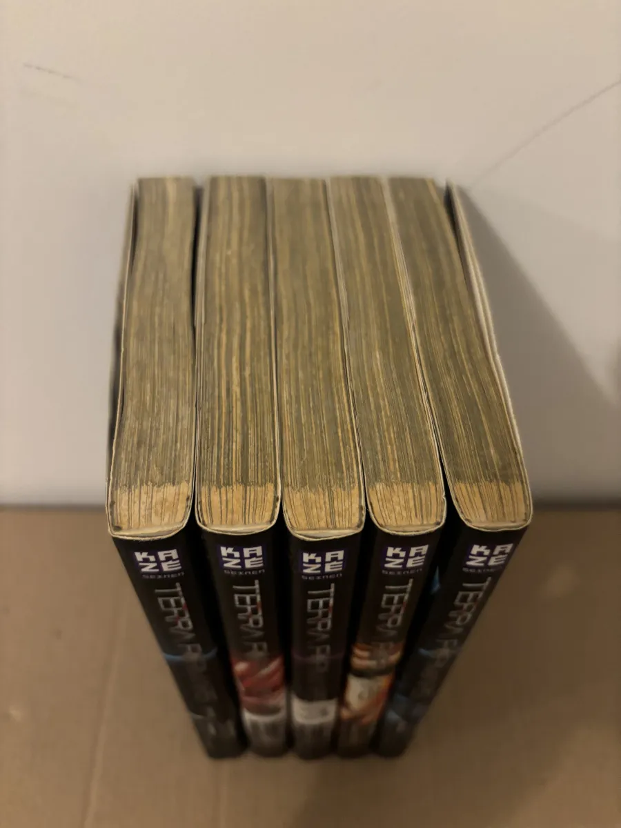 Lot Terra Formars – tomes 1 à 5 – Édition Kazé – Bon état