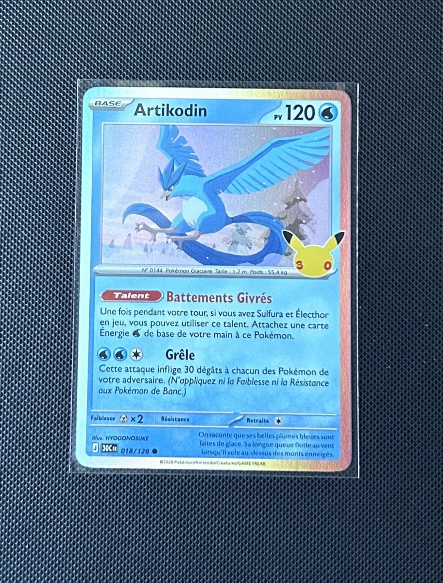 Carte Pokémon - Artikodin 18/128 - Holo - 30ème Anniversaire