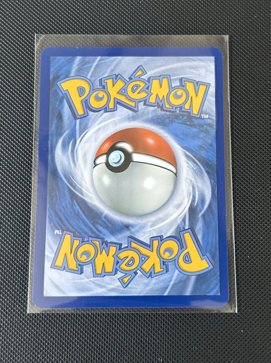 Carte Pokémon - Dame du Centre Pokémon 123/132 - Méga Évolution