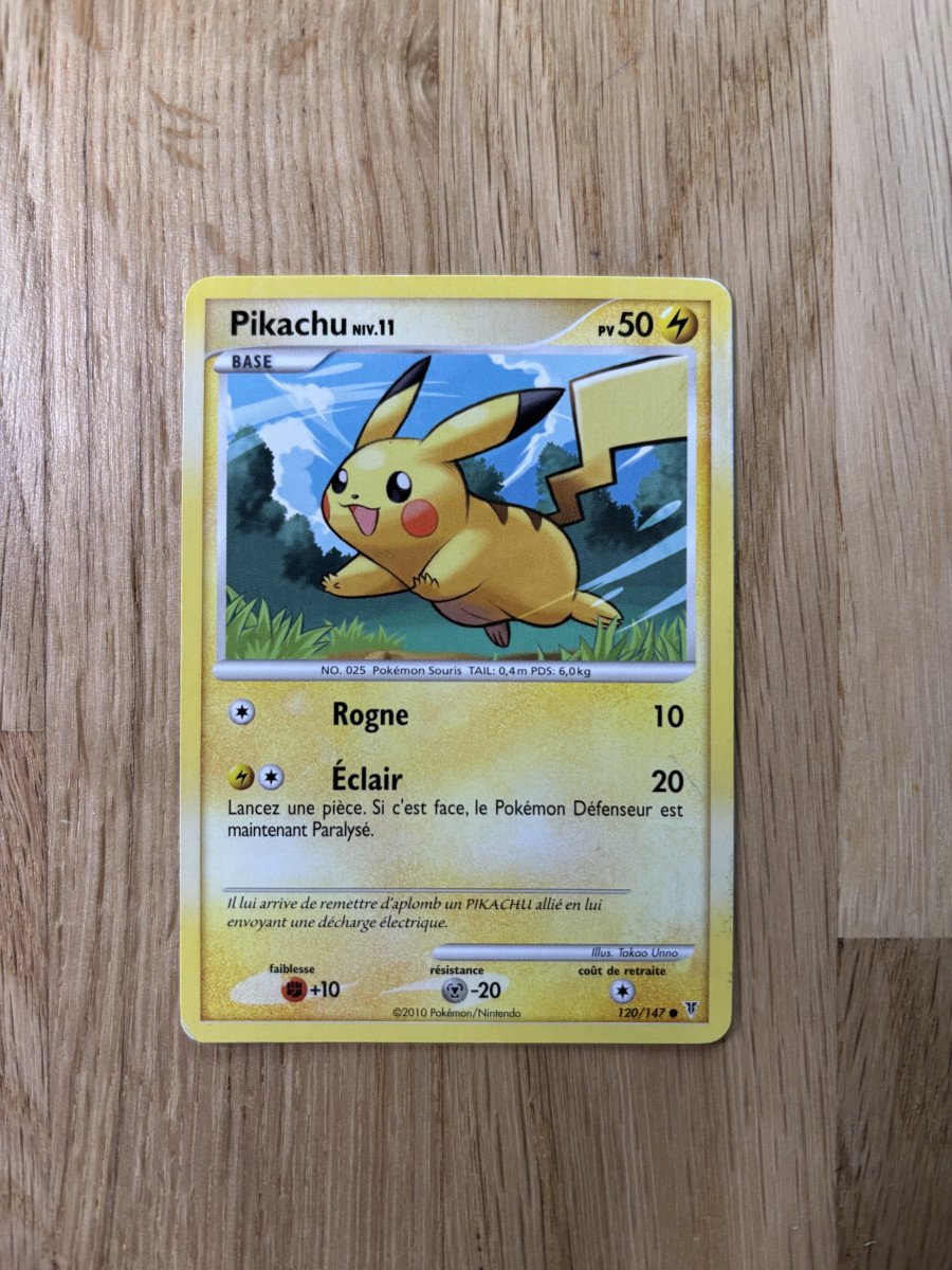 Carte Pikachu 120/147