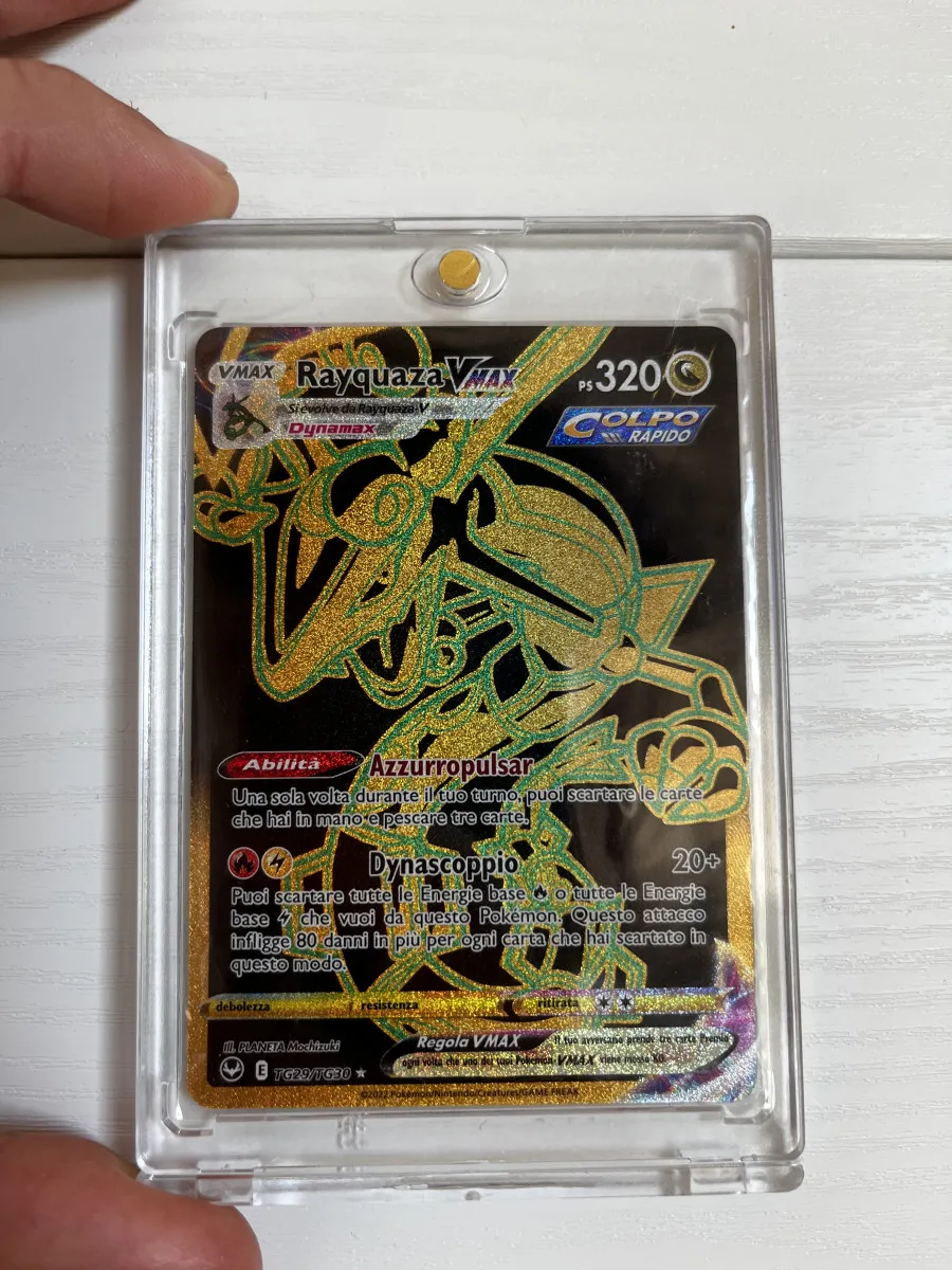 Rayquaza Vmax TG29/TG30