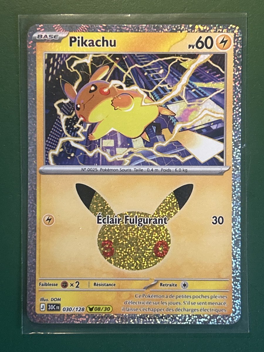 Pikachu 30 ans Pokémon numéro 8/30