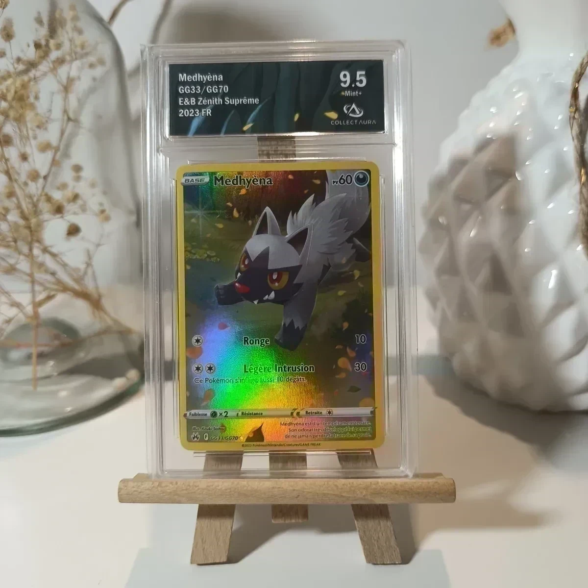 Pokémon carte Medhyènade zenith suprême Collectaura 9.5