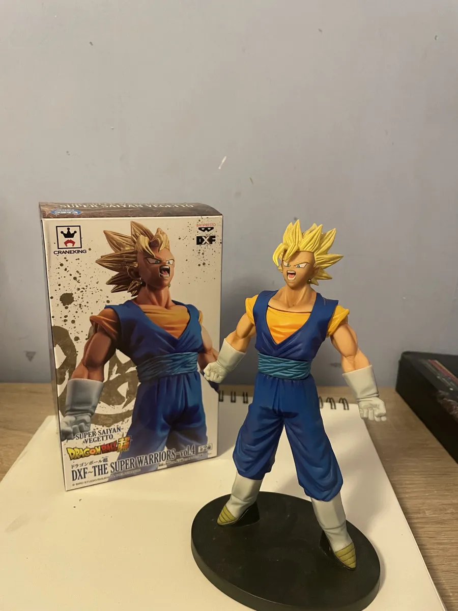 Figurine vegeto super sayen