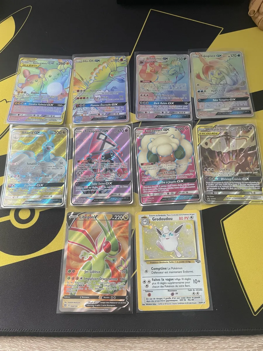 Lot de cartes Pokémon